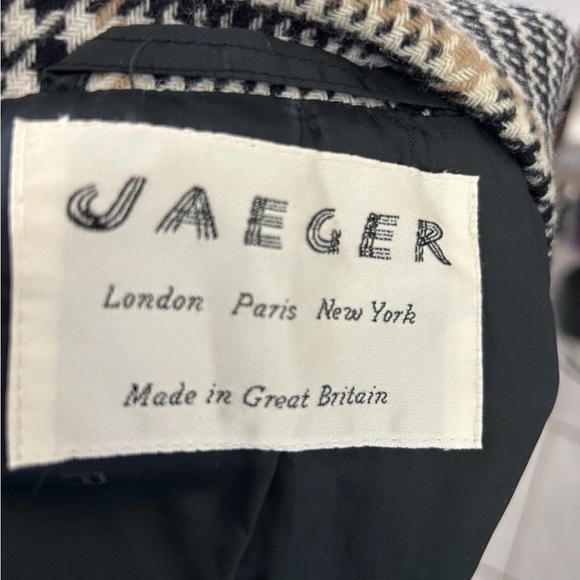 Vintage Jaeger 100% Wool Cropped Blazer Plaid Check Dark Academia Size M/L - Picture 4 of 10